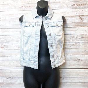 🍀4/$10 Mossimo Light Wash Denim Vest Jean Jacket